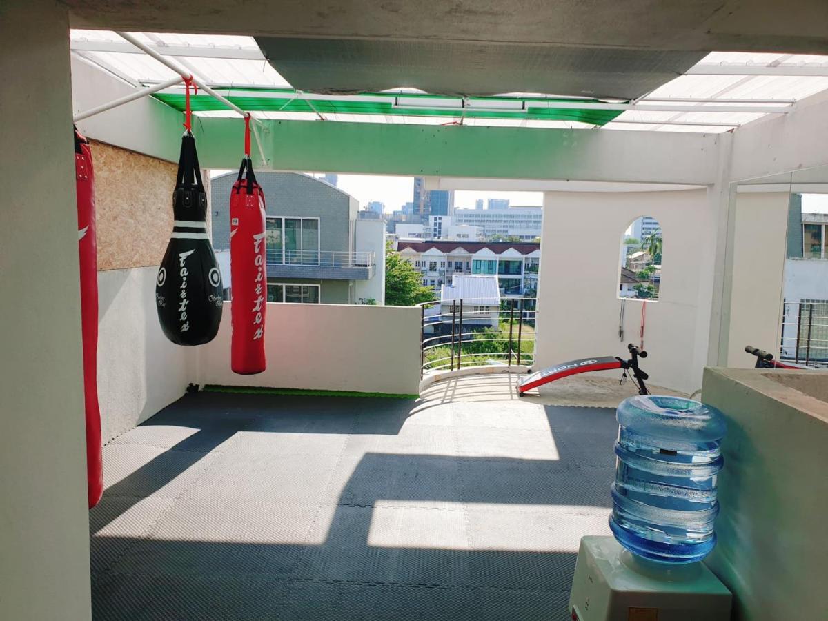 بانكوك Kru Nat'S Bed & Breakfast W/ Private Rooms & Gym المظهر الخارجي الصورة
