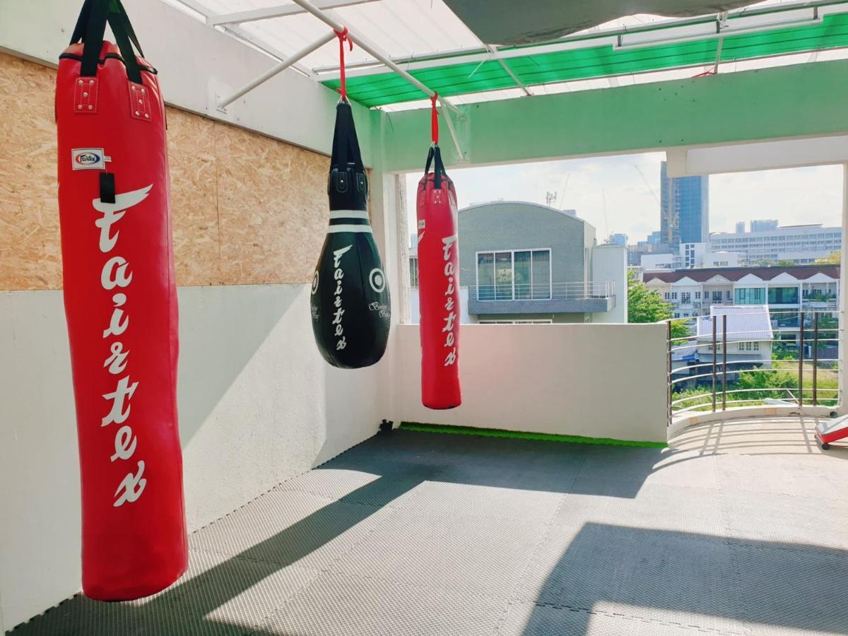 بانكوك Kru Nat'S Bed & Breakfast W/ Private Rooms & Gym المظهر الخارجي الصورة